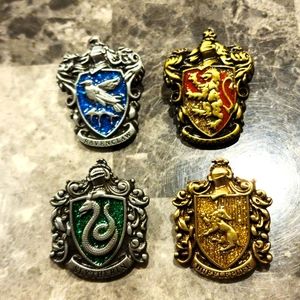 4 Harry Potter House Pins